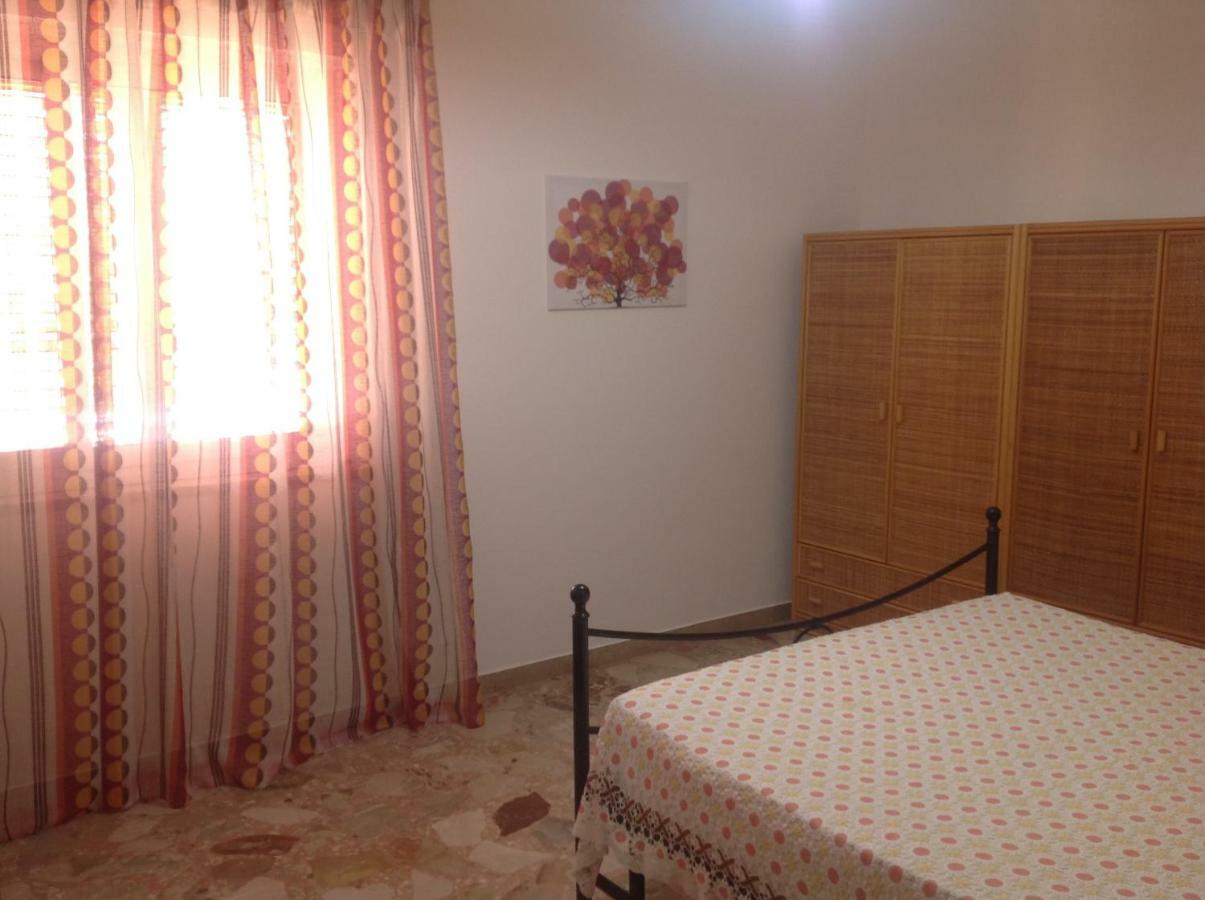 Bed&Breakfast La Casetta SantʼAlessio Siculo Buitenkant foto